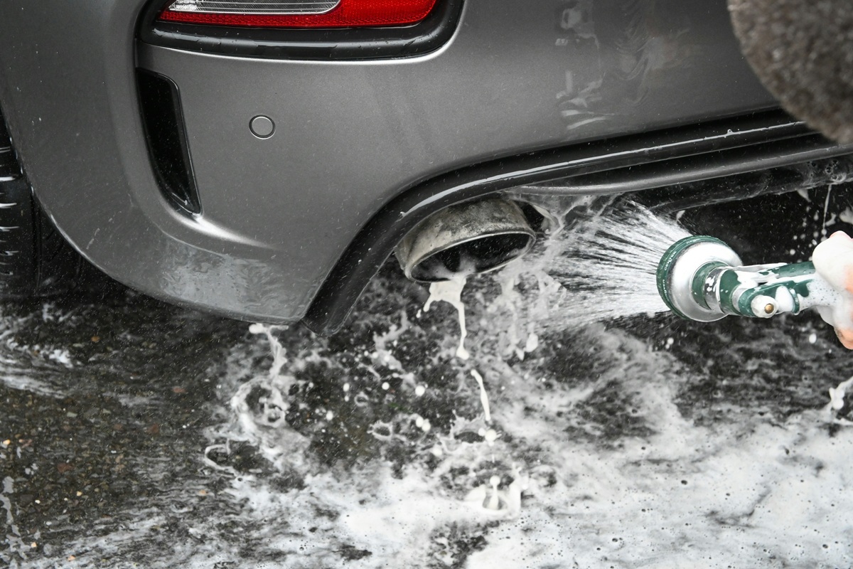 Top 5 Signs Your Car Needs Exterior Detailing